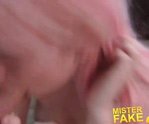 Misterfake ruiskuttaminen valu tyttö takaisin enemmän pornoa toiminta